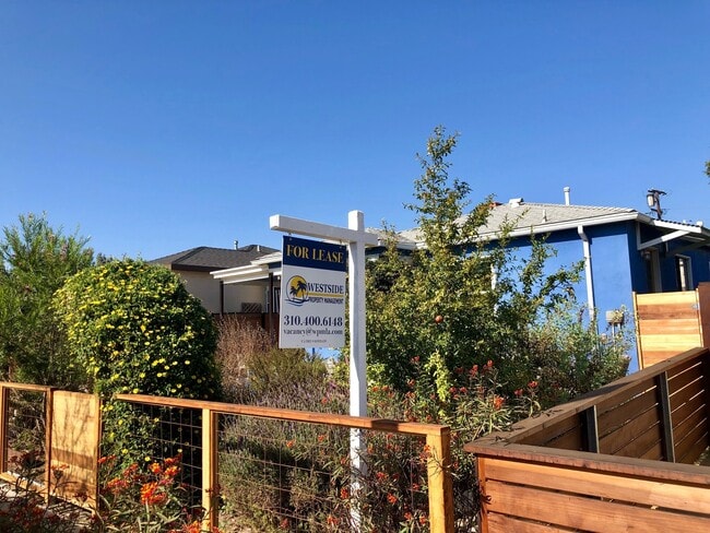 1727 Franklin St in Santa Monica, CA - Building Photo - Building Photo