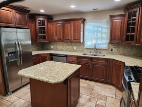 2968 Rainbow Valley Blvd in Fallbrook, CA - Building Photo - Building Photo