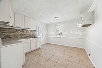 118 Anita St in La Marque, TX - Building Photo - Building Photo