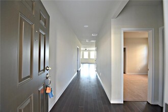 517 Whitney Trail in Leander, TX - Building Photo - Building Photo