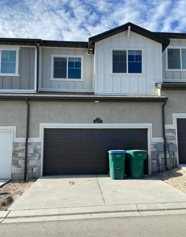 property at 4277 W Dixon Way