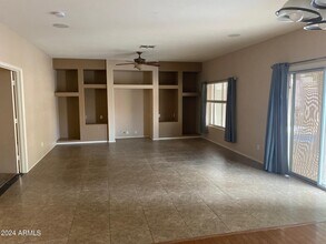 9210 W Frank Ave in Peoria, AZ - Building Photo - Building Photo