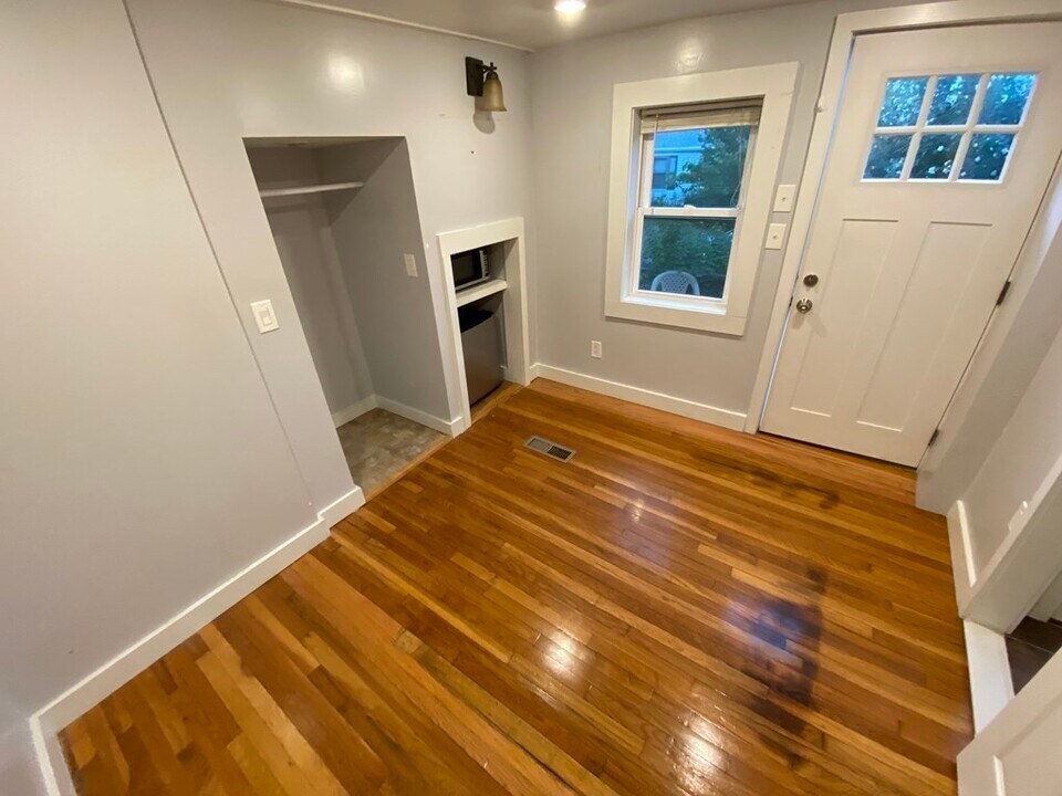 17 Eastburn St Photo