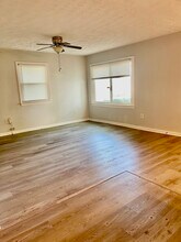 1006 New St in Hampton, VA - Foto de edificio - Building Photo