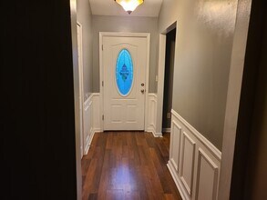 6604 Birchline Blvd in Louisville, KY - Building Photo - Building Photo