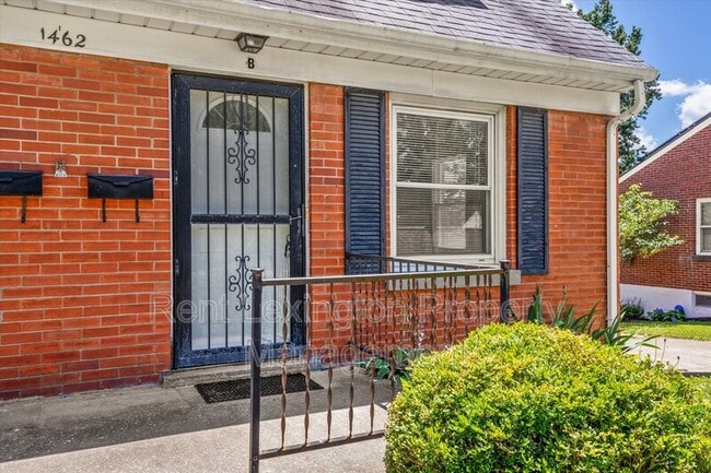 1462 Meadowthorpe Ave in Lexington, KY - Building Photo - Building Photo
