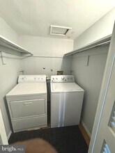 2625 Wagon Dr in Alexandria, VA - Building Photo - Building Photo
