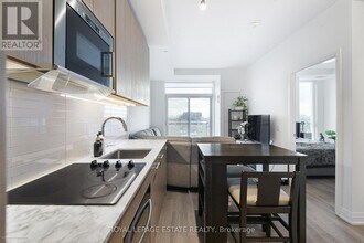 286 Main St in Toronto, ON - Building Photo - Building Photo