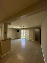 1332 Geneva Dr in Palatine, IL - Building Photo - Building Photo