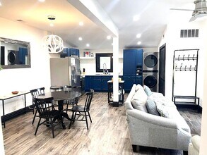 4728 N Kennicott Ave in Chicago, IL - Building Photo - Building Photo