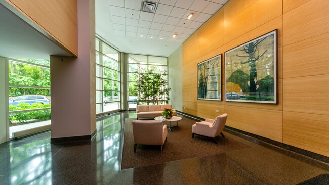 1570 Elmwood Ave in Evanston, IL - Building Photo - Building Photo