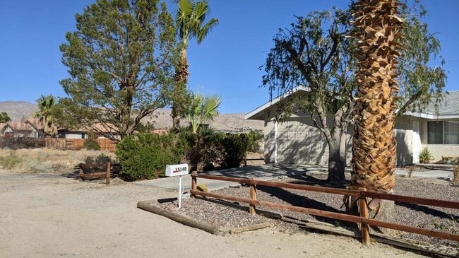15140 Ave Descanso in Desert Hot Springs, CA - Building Photo - Building Photo