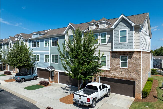 The Ridge Clemson in Central, SC - Foto de edificio - Building Photo
