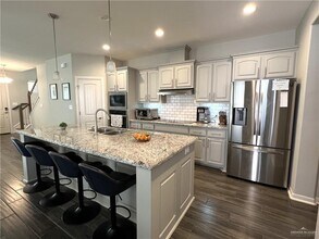 10228 N 14th St in McAllen, TX - Building Photo - Building Photo