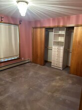 12 Central St in Derry, NH - Building Photo - Building Photo