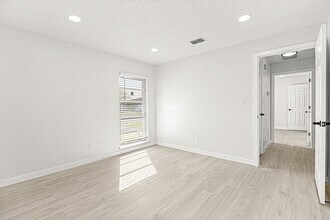 5395 SE 30th Pl, Unit A in Ocala, FL - Foto de edificio - Building Photo