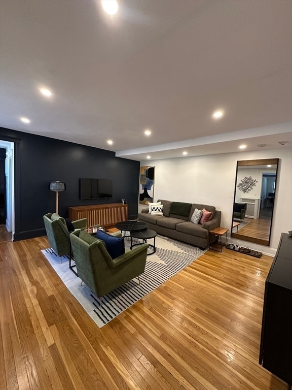 124 Sutherland Rd in Boston, MA - Building Photo - Building Photo