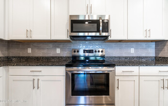 146 Castro Ct in Saint Johns, FL - Building Photo - Building Photo