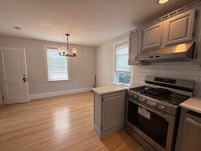 103 West St in Quincy, MA - Building Photo - Building Photo