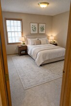 14881 58th Street North, Unit APT 2D in Oak Park Heights, MN - Foto de edificio - Building Photo