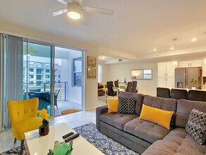 3120 Paradox Cir in Kissimmee, FL - Foto de edificio - Building Photo