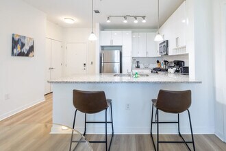 75 Tresser Blvd in Stamford, CT - Building Photo - Building Photo