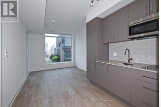 576 Front St W in Toronto, ON - Building Photo - Building Photo