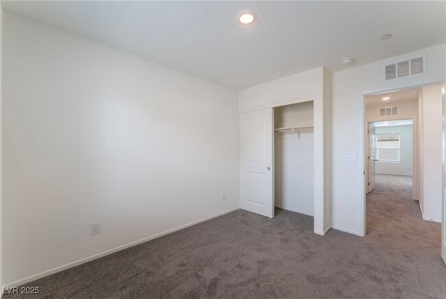 property at 2550 Petunia Garden Ave