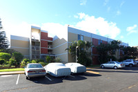 Waipahu Hall in Waipahu, HI - Foto de edificio - Building Photo