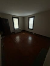 120-122-122 N 3rd St, Unit Apt B in Jeannette, PA - Building Photo - Building Photo