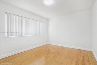 320 85th St in Miami Beach, FL - Building Photo - Building Photo