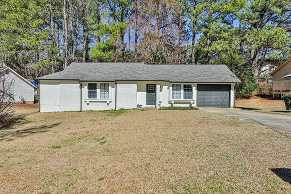 3915 Basil Wy SW in Atlanta, GA - Building Photo - Building Photo