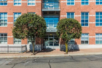 10 Ann St in Norwalk, CT - Building Photo - Building Photo