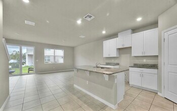 3550 San Bernardino Wy in Lake Worth Beach, FL - Building Photo - Building Photo