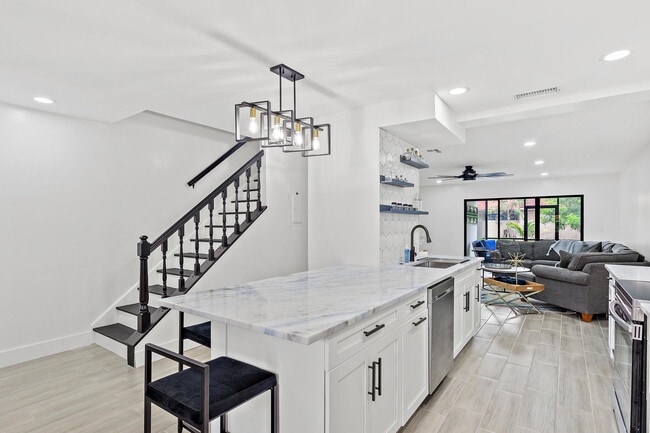 12726 Peconic Ct in Wellington, FL - Building Photo - Building Photo