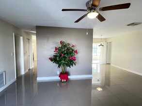 1304 SW 15th St in Boynton Beach, FL - Building Photo - Building Photo