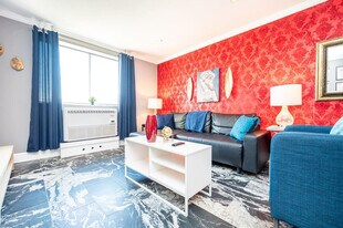 215 Piedmont Ave NE in Atlanta, GA - Building Photo