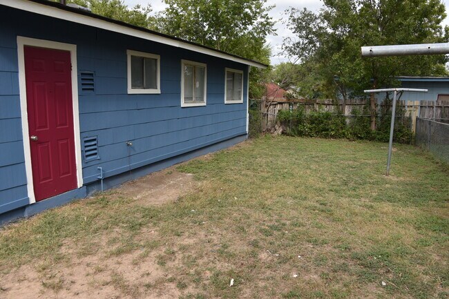 6310 Brownleaf St in San Antonio, TX - Building Photo - Building Photo