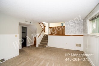 4372 Quick Rd in Peninsula, OH - Building Photo - Building Photo