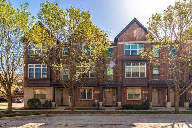 property at 721 Summit Ln