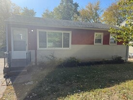 242 Sadonia Ave in St. Louis, MO - Building Photo