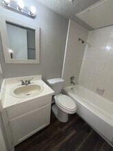 217 Pine Meadow Dr in Kennedale, TX - Building Photo - Building Photo