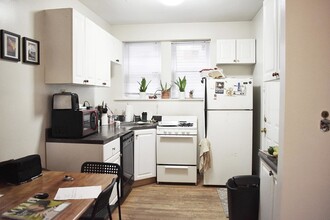 3823 N Greenview Ave in Chicago, IL - Building Photo - Building Photo