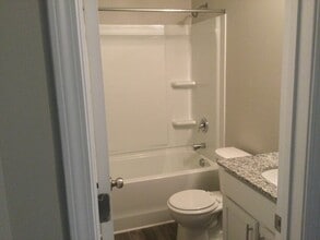 135 Mountain Crest Dr in Statesville, NC - Building Photo - Building Photo
