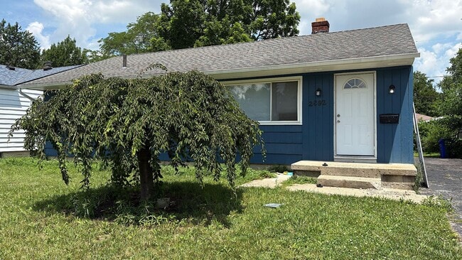 property at 2892 Hampshire Rd