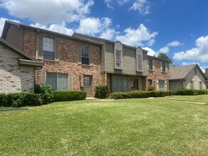 6907 Harvey Dr in Waco, TX - Building Photo - Building Photo