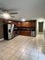 31 NE 56th St in Fort Lauderdale, FL - Building Photo