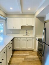 2015 Quechee Main St, Unit 2 in Quechee, VT - Building Photo - Building Photo