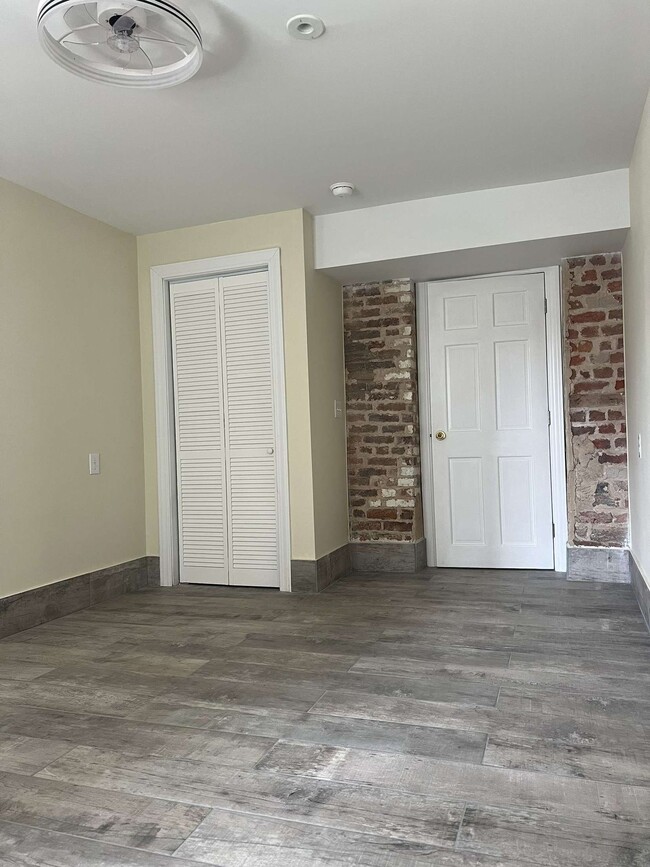 185 Rutledge Ave, Unit Apartment X