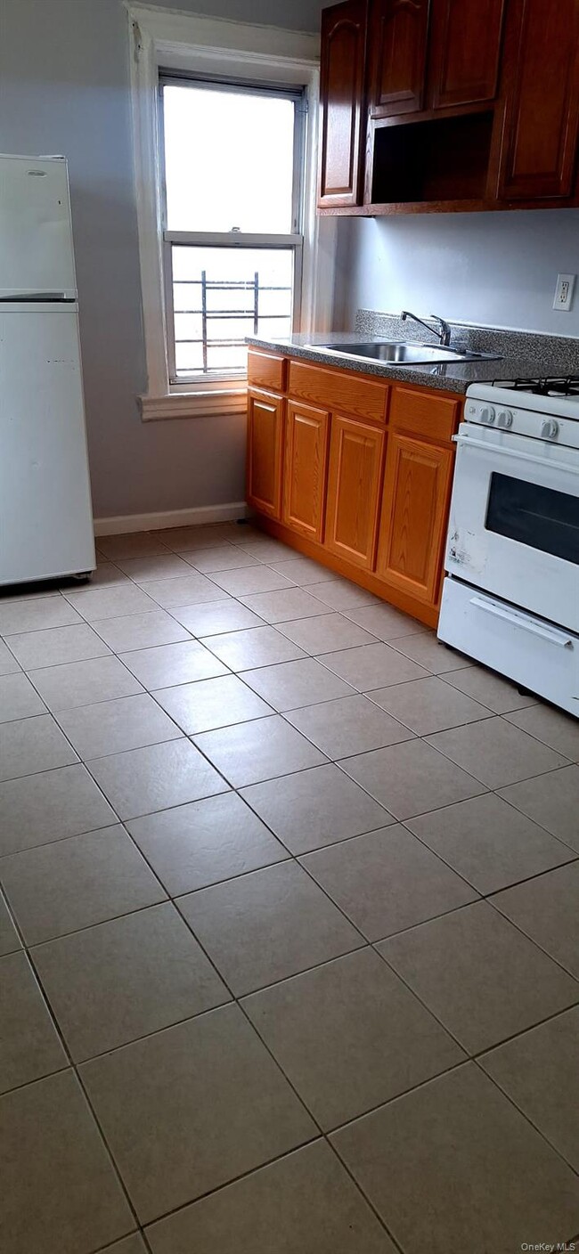 3-29 Beach 29th St in Queens, NY - Building Photo - Building Photo